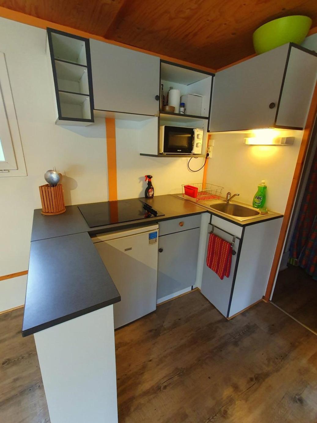 Les Chalets Du Quignon Autry-le-Chatel ภายนอก รูปภาพ